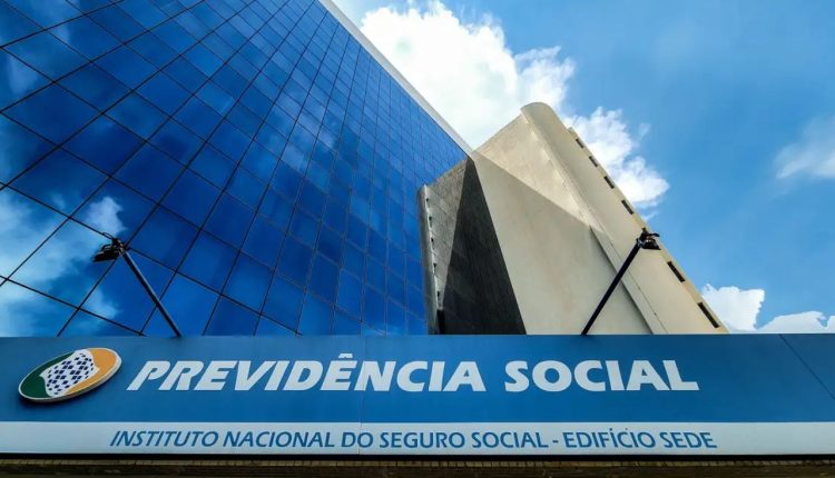 Poucos brasileiros sabem que podem ter acesso a esses 3 benefícios do INSS ao longo da vida; veja as regras.