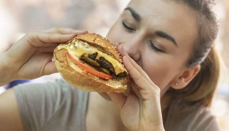 Brasil é um dos países que mais consomem fast food